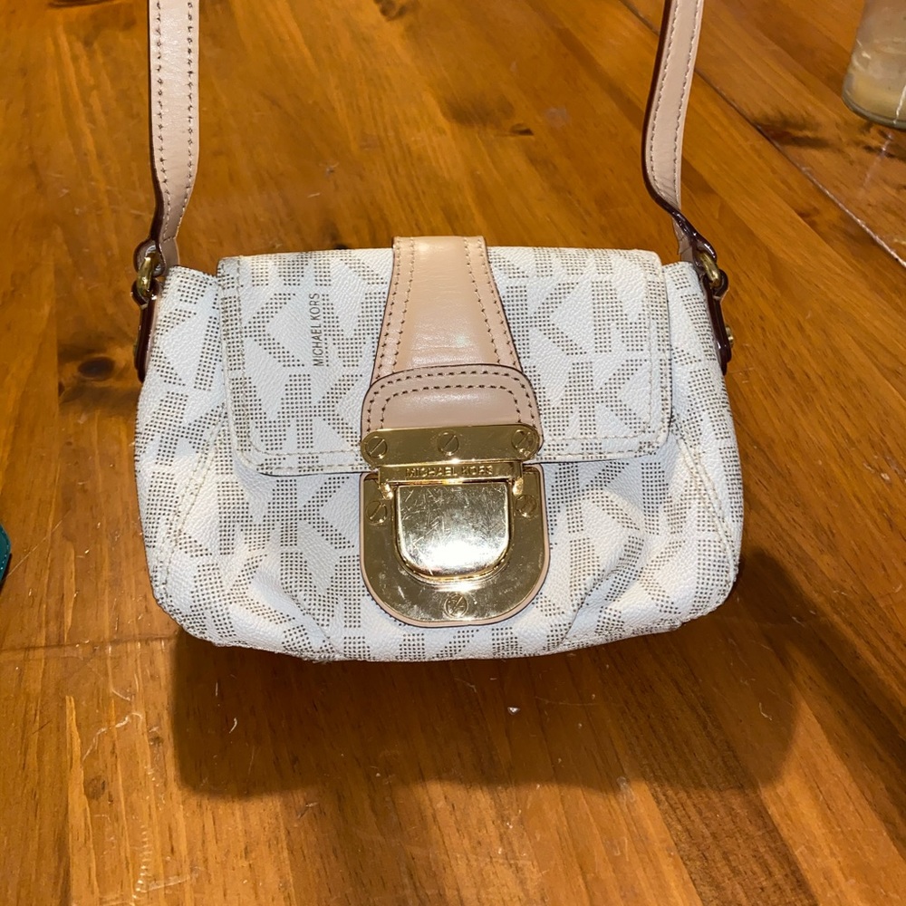 Cross body